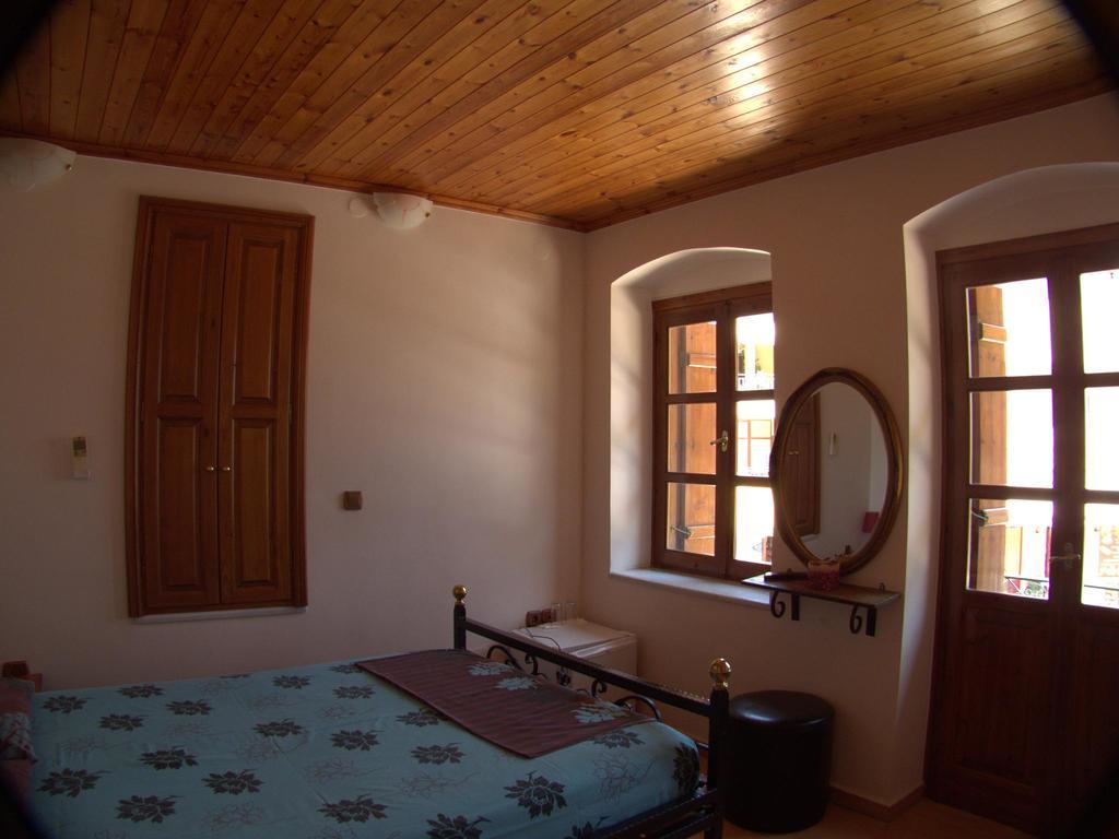 Mystras Inn Eksteriør bilde