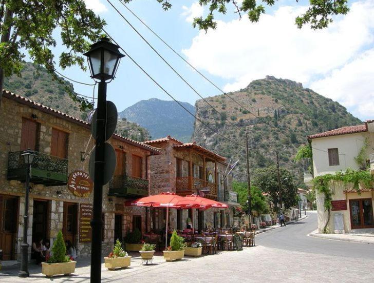 Mystras Inn Eksteriør bilde